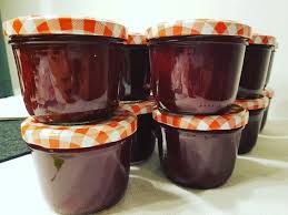 Gluh Kirsch Marmelade Ein Perfektes Weihnachtsgeschenk Rezept Gluhweinmarmelade Weihnachtsmarmelade Urlaub Desserts