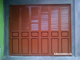 Dari segi harga pintu garasi besi folding ditentukan atas ketebelan besi yang digunakan. Daftar Harga Berbagai Macam Pintu Garasi Besi Cat Powder Coating Dan Pintu Lipat Biasa Update Juni 2021