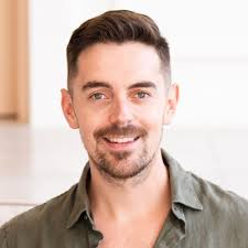 Are you good at people stuff? What about sick marketing ideas? New role…