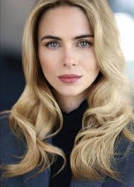 Amanda Asher's Instagram, Twitter & Facebook