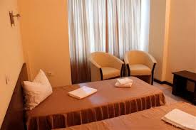 Hotelul alessia se afla in inima statiunii eforie nord in vecinatatea teatrului de vara neon, la 250 de metri de plaja. Hotel Alessia Eforie Nord