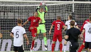 Hier gibt es den kostenlosen. Deutschland Danemark 1 1 Dfb Team Verpasst Sieg Beim Comeback Von Muller Und Hummels