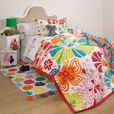Ranging from electronic gadgets to paper works and lights, everything is included in this massive collection of hawaiian themed decor. 8 Best Hawaiian Themed Room Ideas Bedroom Themes Hawaiian Bedroom Beach Room