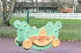 La rémunération d'un agent public se compose notamment d'un traitement indiciaire calculé en fonction d'un indice majoré. Protection De L Enfance L Etat Francais S Est Il Desengage