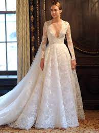 See Monique Lhuillier Wedding Dresses From Bridal Fashion Week Wedding Dresses Wedding Dresses Lace Perfect Wedding Dress