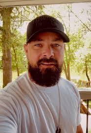 Charlie Gabbard's Instagram, Twitter & Facebook