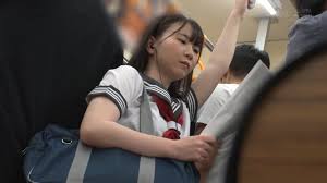 部活帰りの汗ばんだ女子校生を衣服潜り込み痴漢 完全着衣潜入アングル(2) 藤田こずえ : 下着フェチがブラジャー剥ぎ取りAVに萌えるブログ