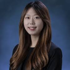 Elizabeth Groh's Instagram, Twitter & Facebook