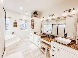 17 Double Vanity Mirror Ideas For Style