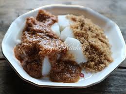Disini lah saya kongsikan pelbagai resepi yang telah saya pelajari, juga resepi resepi baru yang saya telah cuba dan tips tips. Sambal Kelapa Aka Sambal Nyor Nasi Impit Kelantan Azie Kitchen