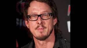 Scott Shriner's Instagram, Twitter & Facebook