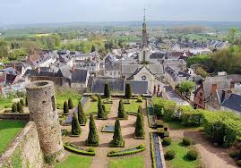 Luynes Indre Et Loire Wikipedia Avec Images Indre Et Loire Loire Chateau De La Loire