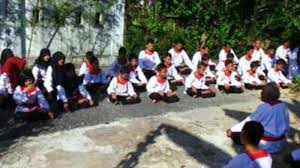 Getaran(tutup mata dan pemukulan benda keras dengan getaran). Merpati Putih Gelar Ujian Banjarmasin Post
