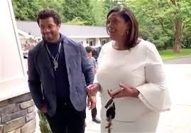 Her parents' names are michael wilson and suzie. Russell Wilson And Ciara Surprise His Mother With A House Rap Up