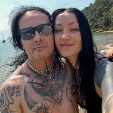 Posting again as Instagram mucked up the last one. Today, the 16th of May  marks the 30th birthday of my true love-in-life, the incredibly talented  and beautiful @sofiyabelousova. Please join with me