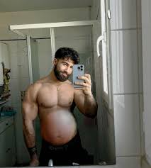 Nathan Zambon – @andrewmpreg on Tumblr