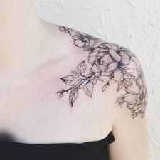 Shoulder And Collar Bone Cover Up Collarbonetattoo Shouldertattoo Gir B Collar Bone Tattoo Shoulder Cover Up Tattoos Shoulder Tattoos For Women