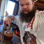 Danielle Setzer's Instagram, Twitter & Facebook