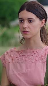 Daisy Foreman's Instagram, Twitter & Facebook