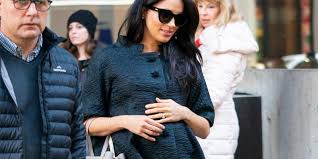 Meghan markle made a surprise trip to new york city—her first visit to the big apple since her royal wedding last may—for a special event: See The Pics Of Meghan Markle Leaving Her Nyc Baby Shower