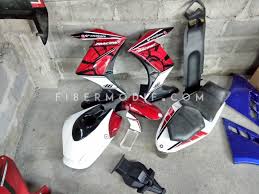 Malahan sekarang ini trendnya tak cuma memodifikasi saja, akan tetapi telah sampai tingkat rancang bangun alias kustom. Bodi Belakang Custom Bodi Belakang Untuk Vixion Lightning Advance Paket Modifikasi Set Vixion Advance Lightning Red White Sunmoon Variasi Motor Jogja Irwan Modification