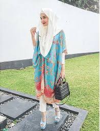 Baju kondangan hijab modern celana #tunic #hijab #style #kondangan #tunichijabstylekondangan. Pilihan Ootd Kondangan Anti Gerah Untuk Kaum Hawa Andalkan Celana Saja Yukepo Com