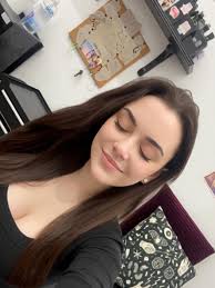 catch me in my happy place @artistrycollective.studio Bookings are into  December guys, Saturday appointments into February (get