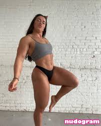 Hunter Henderson  hunterhenderson  huntermhenderson नग्न लीक OnlyFans  फोटो 1 - Nudogram v2.1