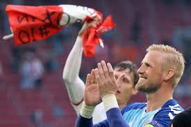 Kasper schmeichel earns €7,8 million per year and he is the second highest paid leicester player after jamie vardy. Kasper Schmeichel Kschmeichel1 Twitter