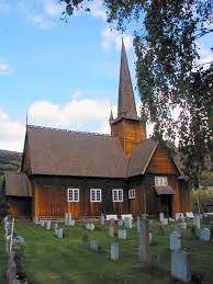 En fantastisk kirke som fortsatt har deler igjen fra den ble bygd på 1100 tallet. Vaga Church Wikipedia