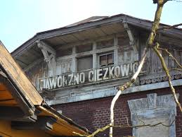 Oferujemy do sprzedania urokliwy dom zlokalizowany w ciężkowicach przy ulicy mroczka. Stacja Ciezkowice Mapio Net