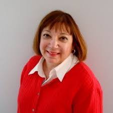 Kelly Mullaney's Instagram, Twitter & Facebook