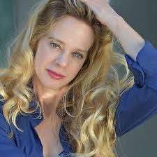 Amazon.com: Hannah Sward: books, biography, latest update