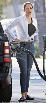 Prince Harry S Father Figure Pal David Foster And Wife Katharine Mcphee Visit Montecito Daily Mail Online