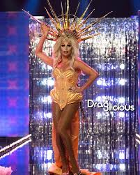 Did the right queen snatch the show's first crown? Entrevista Envy Peru Fala Sobre Drag Race Holland Draglicious