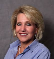 Leigh Mcclure's Instagram, Twitter & Facebook