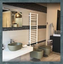 Cosmo cosmo is the encounter of distant worlds, the meeting of 2 materials embodying different essences. Polis Ceramiche Se Scegliete Un Pavimento E Un Facebook