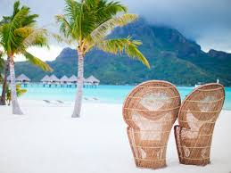 Romania este o tara cu multe cascade spectaculoase, pesteri neumblate si manastiri încercate de timp. Cele Mai Frumoase Plaje Din Lume Pe Care Sa Te Relaxezi In Vacanta