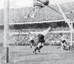 He also represented the argentina national team. Deportes A 62 Anos Del Triunfo Ante Los Ingleses Con Un Gol Imposible