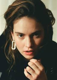 Fan Casting Lily James as Lois Lane in Man of Steel (2023)