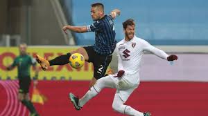 Бергамский клуб вел со счетом 3:0, но позволил соперникам отыграться. Xat1oaeaisci0m