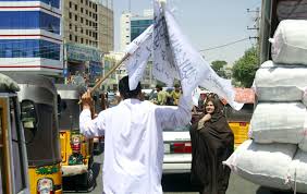 Avant la progression des talibans, la population éprouve « un sentiment très légitime de rébellion absolue », témoignent des journalistes. En2e45ftbiqa1m