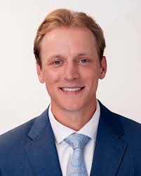 About Lakefront Group, Financial Advisor in West Bend, WI