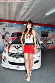Toyota jan legs / hottie of the week: Toyota Laurel Coppock Leg