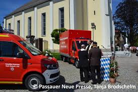Der ort ist die größte ortschaft in der gemeinde neuburg am inn im niederbayerischen landkreis passau. 150 Jahriges Grundungsfest Freiwillige Feuerwehr Stadt Simbach A Inn
