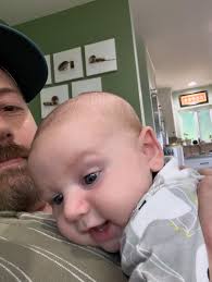 sweetest cuddlebug bebe Des 😭💕🥰😍 @kevinjbartelt + @wildcardbubeck baked  up the best lil loaf! 🥰🍞