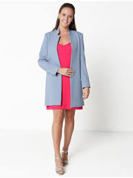 Vous avez vraiment décidé de laisser votre manteau noir au placard ? Manteau Long Bleu Ciel Anne Sophie