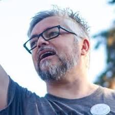 El escritor jorge baradit se ha hecho famoso publicando dos libros que contendrían historias secretas de chile. Jorge Baradit Morales On Twitter Sabian Que Los Acordes Iniciales De Estrechez De Corazon Son Un Homenaje A El Amor De Mi Vida De Camilo Sesto Eso Twitter