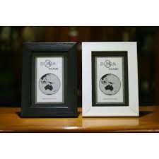 Penempatan foto ini akan mempengaruhi pemilihan bingkai yang tepat. Frame Foto Figura Pigura Bingkai 4r Minimalis Warna Warni Shopee Indonesia