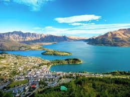 View Towards Queenstown South Island New Zealand Photographic Print By Miva Stock At Allposters Com South Island Queenstown Lake Wakatipu